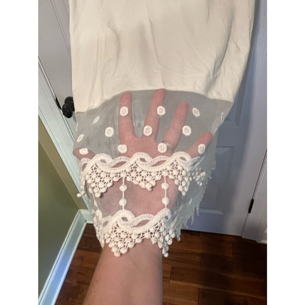 Kathleen Kirkwood Cream tank with lace bottom - Picture 3 of 5